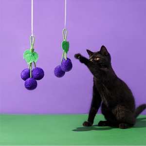 Wholesale Funny Hangable Sisal <b>Ball</b> Set Colorful <b>Ball</b> Cat Toy Bite-resistant Cat Sounds Teasing Cats Hanging <b>Ball</b> Toy - Product Image 6