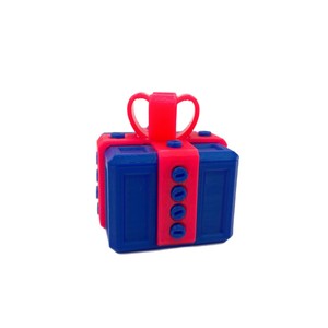 Funny 3D Printed Christmas Green Gift Box with Annoying Screws Xmas Party Promotional Toys for Festive Gifting