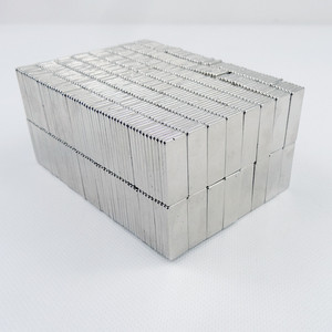 Alibaba Chứng Nhận 30 Năm Nam Châm Nhà Máy Tùy Chỉnh Khối N52 Nam Châm <span class=keywords><strong>Neodymium</strong></span> Với Mẫu Miễn Phí - Product Image 3