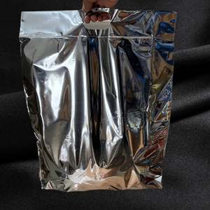 Sacs d'expédition en argent avec logo personnalisé, avec poignée, pour vêtements, emballage d'expédition pour sweats à capuche, sacs d'expédition moyens et grands - Product Image 1