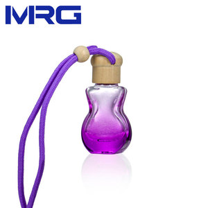 Botella de Perfume colgante en forma de corazón de 6ml, difusor de aceite esencial para coche, tapa de madera, botella de fragancia recargable, botellas de vidrio - Product Image 6