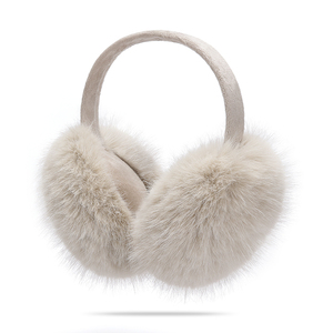 冬用イヤーマフ フェイクファー 暖かいイヤーマフ かわいい折りたたみ式 アウトドアイヤーウォーマー 女性 女の子用 - Product Image 1