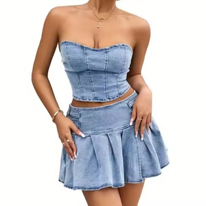 ชุดเดนิมผู้หญิงคุณภาพสูงลดราคาสุดฮอต เสื้อครอปเปิดไหล่เซ็กซี่ กระโปรงมินิทรงพลีท ผ้ายีนส์ฟอกสีเอซิด - Product Image 6