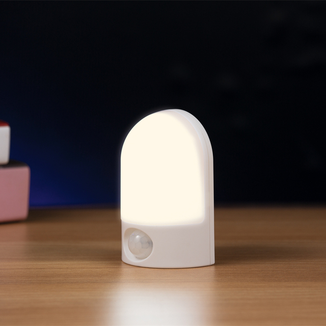 Rechargeable Plug-In LED Body Induction Sensing Night Light with Auto On/Off Switch for Bedroom and Staircase