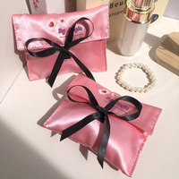 Promotion pas cher satin de soie enveloppe sac pour cosmétiques maquillage tissu lisse satin de soie enveloppe logo personnalisé imprimé sac