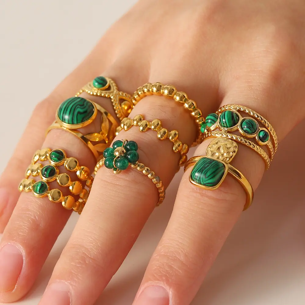 Hot Selling Stainless Steel Stackable Ring Wedding Fashion Green Stone Gold Plated Ring Sets For Women