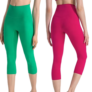 Leggings de Yoga Capri de Cintura Alta con Logotipo Personalizado, Pantalones Deportivos Estampados, Transpirables y Elásticos para Entrenamiento en el Gimnasio - Product Image 2