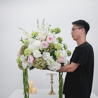 DKB Bola de Flores Artificiales de 60 cm, Flores Artificiales Mixtas con Materiales Florales Surtidos, Bola de Flores o Decoración para Bodas