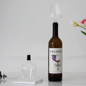 <span class=keywords><strong>Design</strong></span> créatif <span class=keywords><strong>verre</strong></span> à <span class=keywords><strong>boire</strong></span> sur bouteille de vin partenaire de boisson verres à bec carafe à vin en <span class=keywords><strong>verre</strong></span> unique - Product Image 6