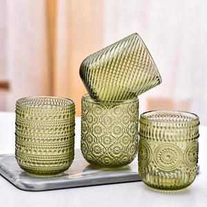 Verres à pied en verre vintage européens, verres à boisson gaufrés, verres à pied verts solides pour fêtes, mariages et autres occasions - Product Image 3