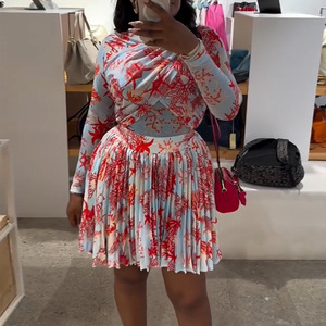 ชุดเซ็ต 2 ชิ้นแฟชั่นสำหรับผู้หญิง คอลเลคชั่นใหม่รับฤดูใบไม้ร่วง เสื้อแขนยาวพิมพ์ลายทรงเข้ารูปทันสมัย พร้อมกระโปรงพลีท สไตล์ลำลอง - Product Image 3