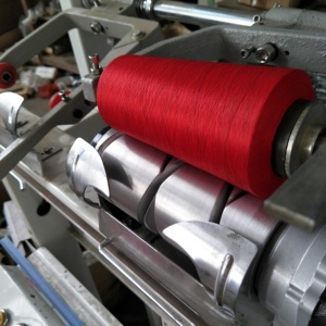Machine à filer la laine à grande vitesse à tête unique montée sur table Machine à enrouler la laine automatique Industries textiles <span class=keywords><strong>Enrouleur</strong></span> de fil électrique - Product Image 3