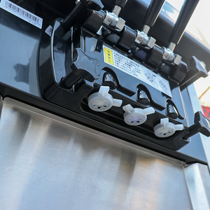 Machine à crème glacée commerciale HELAXEN BQL-2200, 20-28L/H, 3 saveurs, glace molle, acier inoxydable, 2800W, pour café et bubble tea - Product Image 6