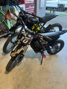 Nuevo Modelo 2026 para Light X, Envío Rápido, Motocicleta Eléctrica de 10000w, Batería de 72v 35ah LBX en Venta - Product Image 4