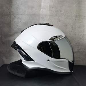 Casco Integral Universal para Motocicleta, Certificado por DOT, para Todas las Estaciones, con Alerón Trasero Grande, Visores Largos y Cortos - Directo de Fábrica - Product Image 3