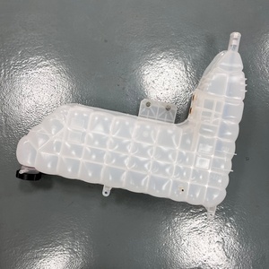 Réservoir d'expansion de radiateur pour excavatrice E320GC 511-0264/554-9412 5110264/5549412 - Product Image 3
