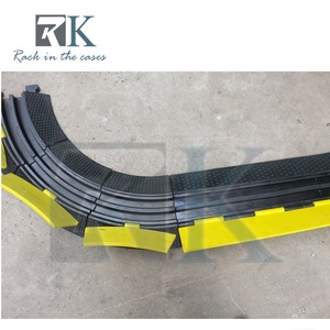 High Quality Cable Ramp Rubber Cable Protector 1 2 3 4 <b>5</b> Channels Cable Protector Safety Cable Ramp for Outdoor - Product Image 6