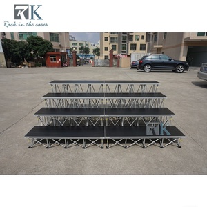 Plateforme de Scène Portable en Aluminium Facile à Transporter pour Chorales - En Promotion - Product Image 2