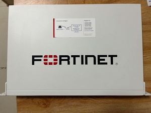 Fortinet FG-201E FortiGate-201E, Firewall de Seguridad de Red con 18 Puertos GE - Product Image 4