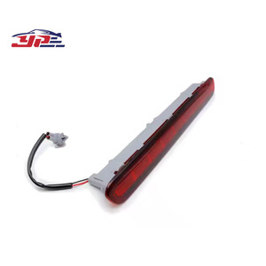YOUPEI <span class=keywords><strong>feu</strong></span> de freinage LED élevé troisième <span class=keywords><strong>feu</strong></span> de freinage supplémentaire troisième <span class=keywords><strong>feu</strong></span> de <span class=keywords><strong>stop</strong></span> haut monté rouge pour Toyota HILUX Revo 2015 2016 - Product Image 2