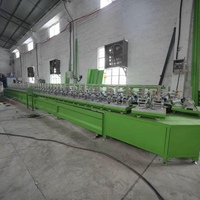 Machine de fabrication de semelles intérieures en PU entièrement automatique haute pression, ligne de production de moulage de mousse pour chaussures, machine de moulage de semelles de chaussures en PU