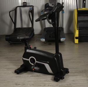Bicicleta Magnética Vertical Comercial OEM con Pantalla LED Autoenergética para Gimnasio, Bicicleta de Cardio al por Mayor - Product Image 2