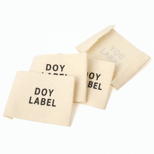 Coser en el diseño <span class=keywords><strong>de</strong></span> <span class=keywords><strong>ropa</strong></span> personalizada Nombre <span class=keywords><strong>de</strong></span> la marca Serigrafía 100% Algodón Lona <span class=keywords><strong>Etiquetas</strong></span> principales <span class=keywords><strong>para</strong></span> chaquetas - Product Image 4