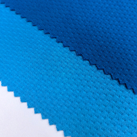 Tissu maille œillet premium 150 GSM 100 % polyester à séchage rapide pour maillot de football, vêtements de cyclisme, t-shirt