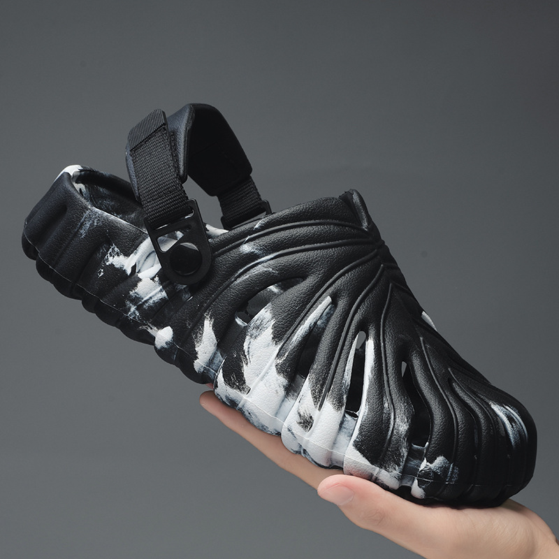 Camouflage black-back strap style