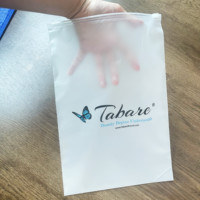 Sac d'emballage en plastique givré à fermeture éclair pour vêtements, sacs à fermeture éclair givrés personnalisés