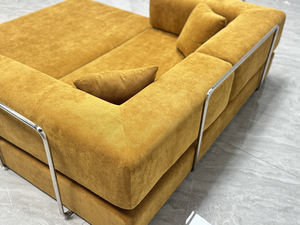 Sofá en Forma de L con Chaise Longue, de Metal Brillante, con Tela Texturizada a Rayas Amarillo Cálido, Estilo Industrial Moderno - Product Image 3
