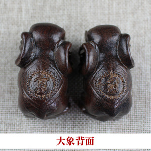 Vietnamese Agarwood <b>Elephant</b> Figurine Hand-held Tabletop Ornament Greywood Carving Small Animal Sculpture - Product Image 4