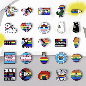 25 estilos de broches esmaltados pintados con el arcoíris progresivo del Orgullo Gay y los derechos trans, para decorar ropa y mochilas. - Product Image 4