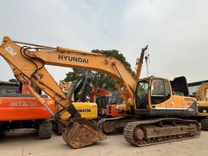 Excavadora Hyundai 305 Usada de 30 Toneladas de Alta Eficiencia, HYUNDAI r305-9 con 198KW de Potencia para Tareas de Movimiento de Tierras y Construcción - Product Image 4