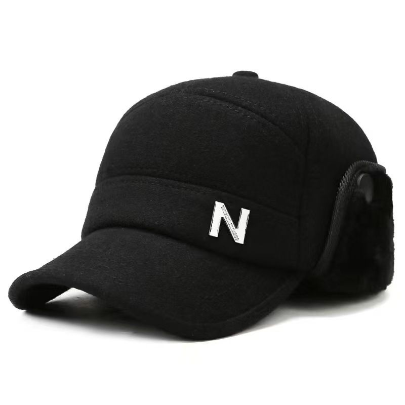Casquette de baseball noire avec logo N