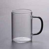 Vente en gros de verrerie colorée Tasses en verre borosilicaté transparent Tasses en verre de 13oz Logo personnalisé et emballage Tasse en verre avec poignée