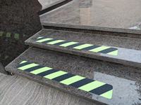 Ruban adhésif auto-adhésif en caoutchouc, plastique, acrylique, adhésif simple face, antidérapant pour marches d'escalier, découpé, 48 mm, 50 m, 1,3 mm d'épaisseur