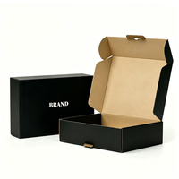 Boîte d'expédition pliable en carton ondulé biodégradable noir mat avec logo personnalisé, doublure en kraft pour emballage cadeau de luxe pour le commerce électronique