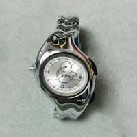 Montre rétro Y2K sur le thème des extraterrestres, style mid-century original, cadran en cristal saphir, bracelet en alliage, montre-bracelet à quartz pour homme