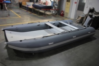Kayak de pêche à grande vitesse Bateau à voile Ponton gonflable Tubes Catamaran