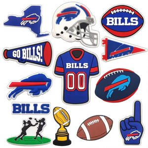 Nueva venta al por mayor <span class=keywords><strong>de</strong></span> PVC personalizado zapatos deportivos decoraciones Blooded fútbol dibujos animados béisbol Hockey baloncesto LED hebilla superior encanto - Product Image 1