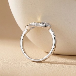 Romantique Cubique Zircone Deux Tons Conception Anniversaire <span class=keywords><strong>De</strong></span> Fiançailles <span class=keywords><strong>De</strong></span> Mariage Femmes En Argent Sterling 925 <span class=keywords><strong>Double</strong></span> Coeur Anneau Saint Valentin - Product Image 4