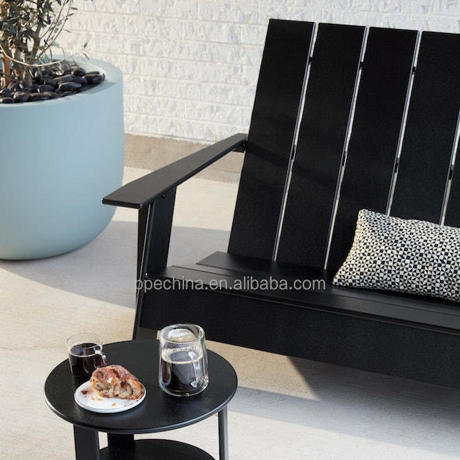 Luxury Modern Design Outdoor Chair Recyclable Polyethylene Plastic Beach Garden Minimalist Style Chair For Outdoor