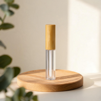Tabung Lip Balm Lipstik Kosmetik Ramah Lingkungan 3Ml 5Ml Kosong dengan Ukiran Logo Tutup Bambu Tas Makeup Tabung Lip Gloss Perjalanan