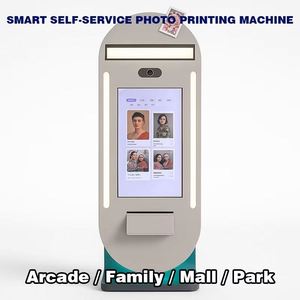 Machine de photomaton avec miroir élégant, unité de prise de vue, structure de fond de scène pour cérémonie, accessoires et équipement au design en bois - Product Image 2