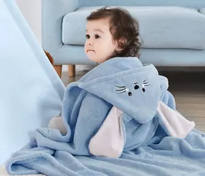 Personalizzato sveglio del ricamo con cappuccio wrap around del bambino telo da bagno set con il modello animale