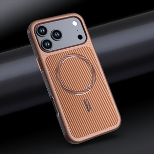 Nouvelle coque de téléphone magnétique en cuir PU à texture fibre de carbone pour iPhone 18 17 16 15 14 13 Pro Max, compatible avec la charge sans fil et antichoc - Product Image 1