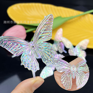 Hebillas de acrílico 3D con forma de mariposa, iridiscentes y transparentes, para decoración de accesorios de joyería DIY. - Product Image 1