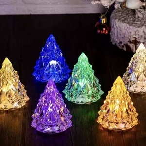 Candela LED a Forma di Albero di Natale, Senza Fiamma, Luce Notturna in Cristallo per Matrimoni, Feste, Decorazioni Natalizie e Atmosfera Domestica - Product Image 5