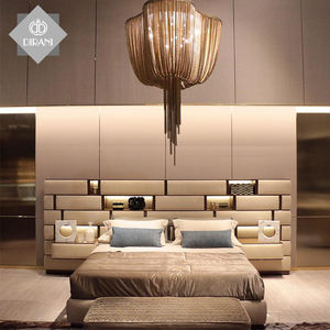 Cabecera con Luces LED Italiana de Última Generación, Cama de Cuero, Muebles Modernos, Diseño de Cama con Marco de Madera, Cama Queen Size, Muebles para el Hogar - Product Image 1